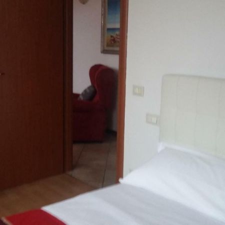 Alloggi Alba 1 Vicenza Bagian luar foto